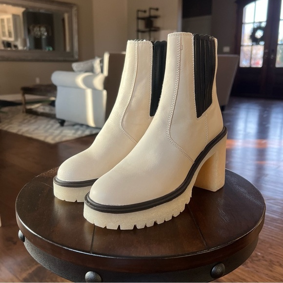 NIB $188 Free People James Chelsea White Boots 38.5 fits USA 8 or 8.5 Chunky NEW - Picture 7 of 17